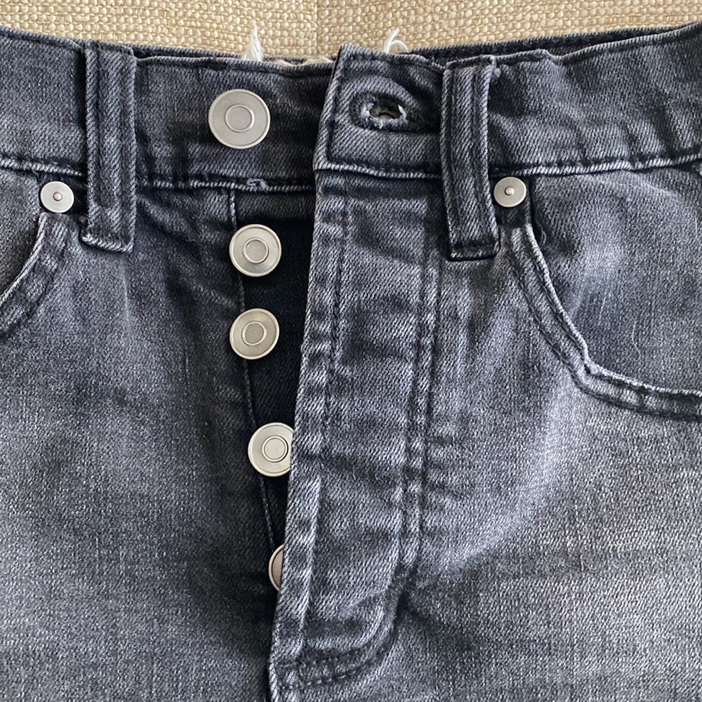 Altar’d State Shorts - Picture 3 of 4
